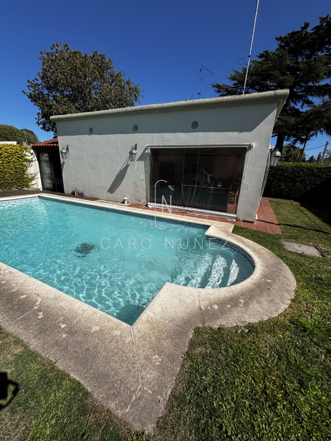 Casa ID.640 - Casa en una planta 3 dormitorios y servicio