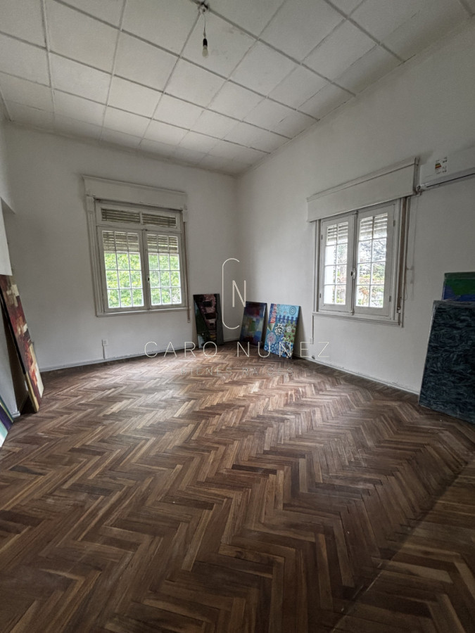 Casa ID.703 - Alquiler o venta de gran residencia de estilo en Pocitos