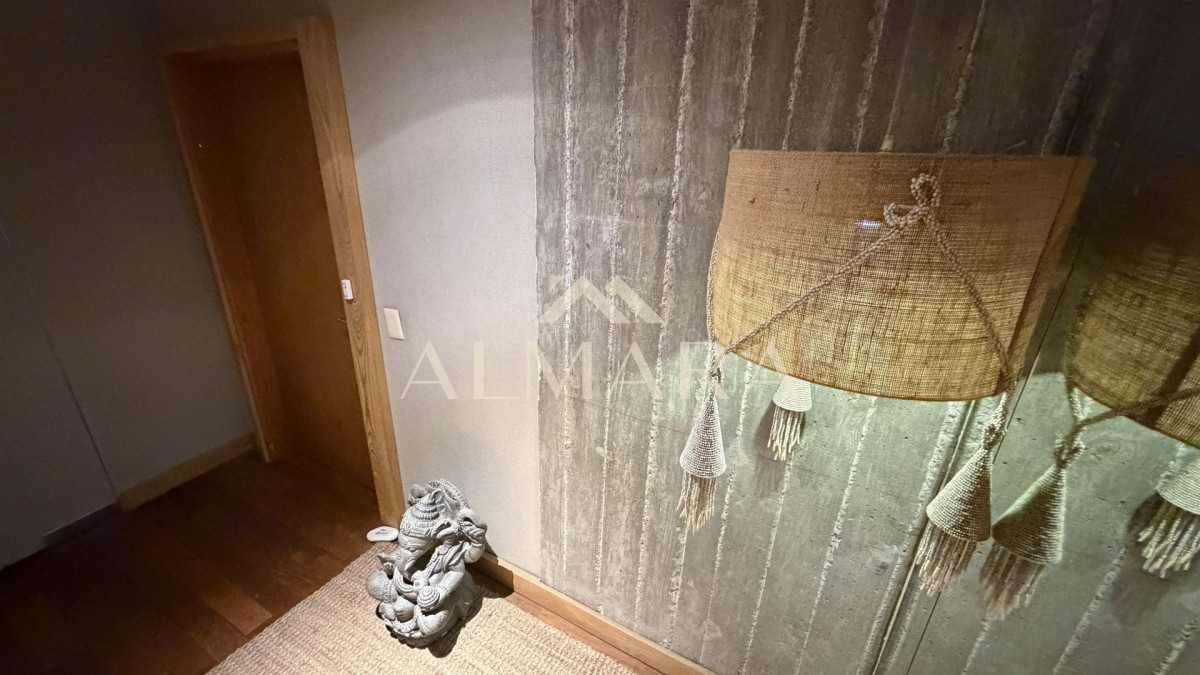 Apartamento ID.2 - VENTA Apartamento Puerto del Buceo frente al mar 3 suites, servicio y 2 Gje.