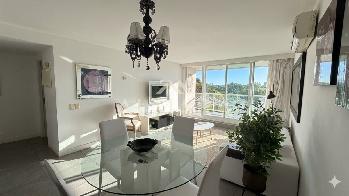 Apartamento ID.12 - Venta apartamento 1 dorm YOO Punta del Este con garaje