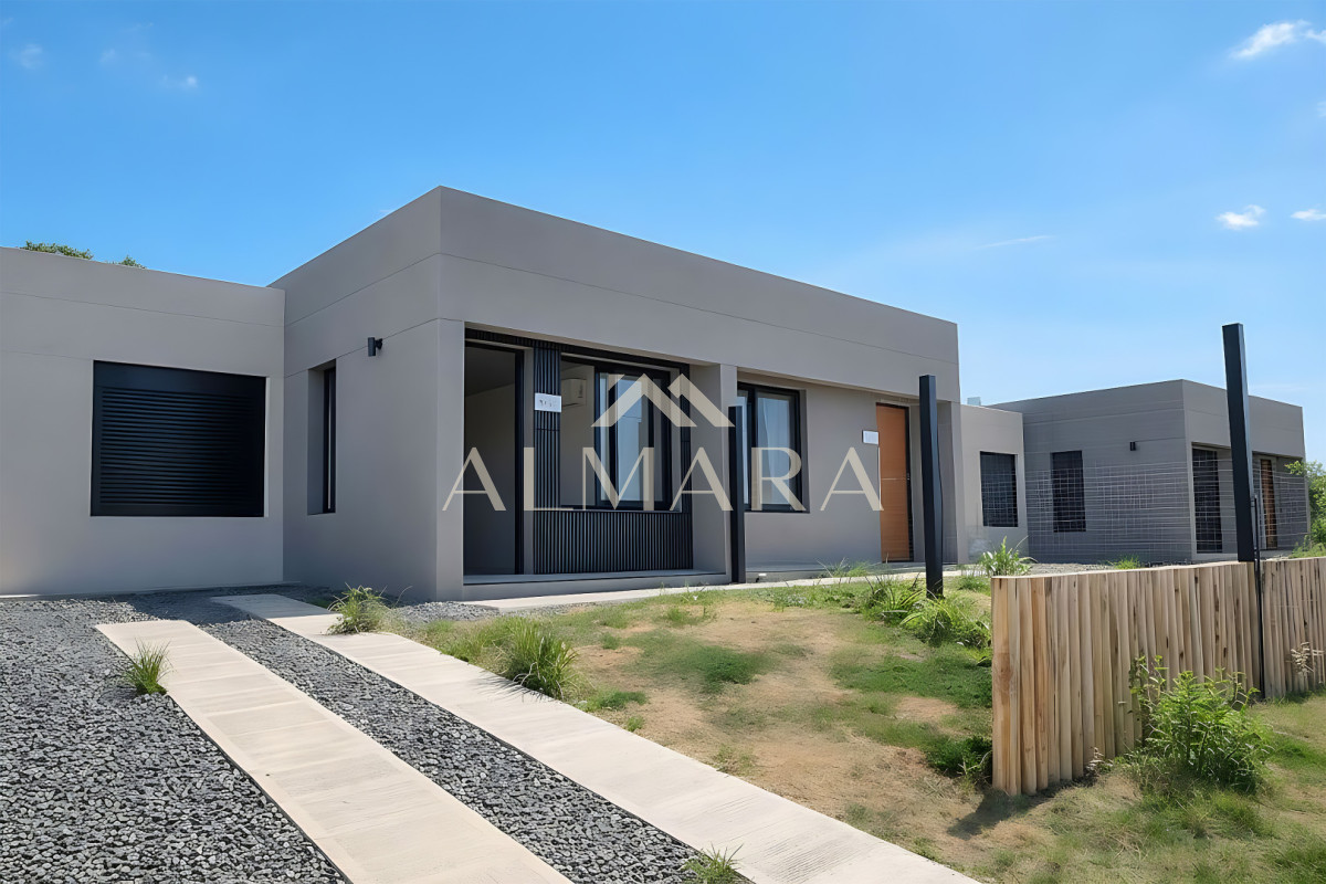 Casa ID.9 - Venta Última casa a estrenar 3 dorm Lagomar Ley 18.795 cochera y patio