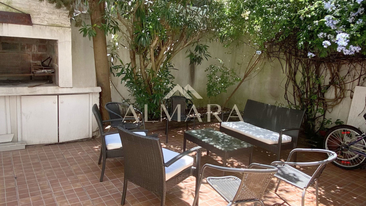 Casa ID.1 - VENTA Casa Buceo 5 dorm a metros del mar y WTC