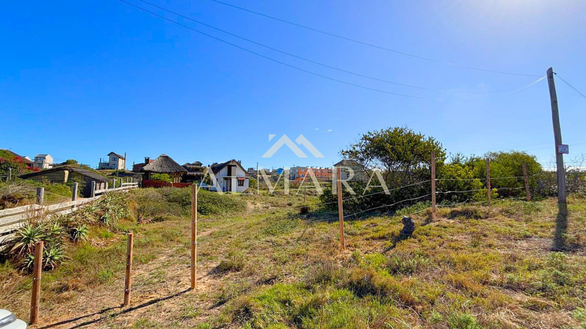 Terreno ID.10 - Terreno en venta en Rocha Punta del Diablo a 200m del mar