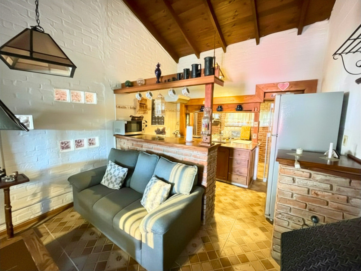 Casa ID.4 -  Casa en Alquiler Anual - Colonia del Sacramento