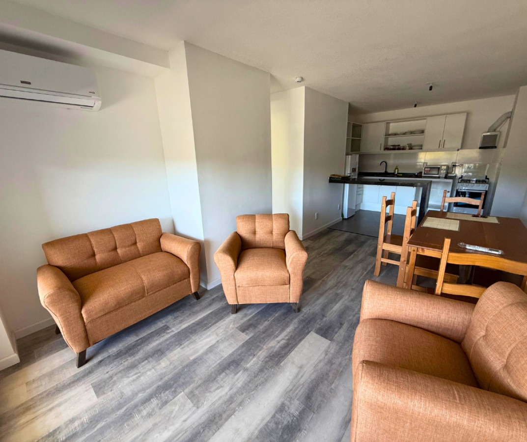 Casa ID.16 - Departamento en Alquiler Anual - Edificio Atardeceres | Colonia del Sacramento