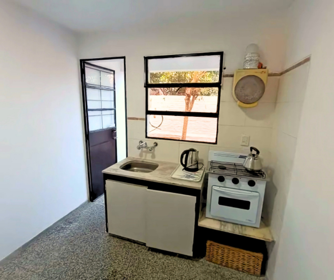 Casa ID.166 - Casa en Alquiler - Calle Soriano, Colonia del Sacramento