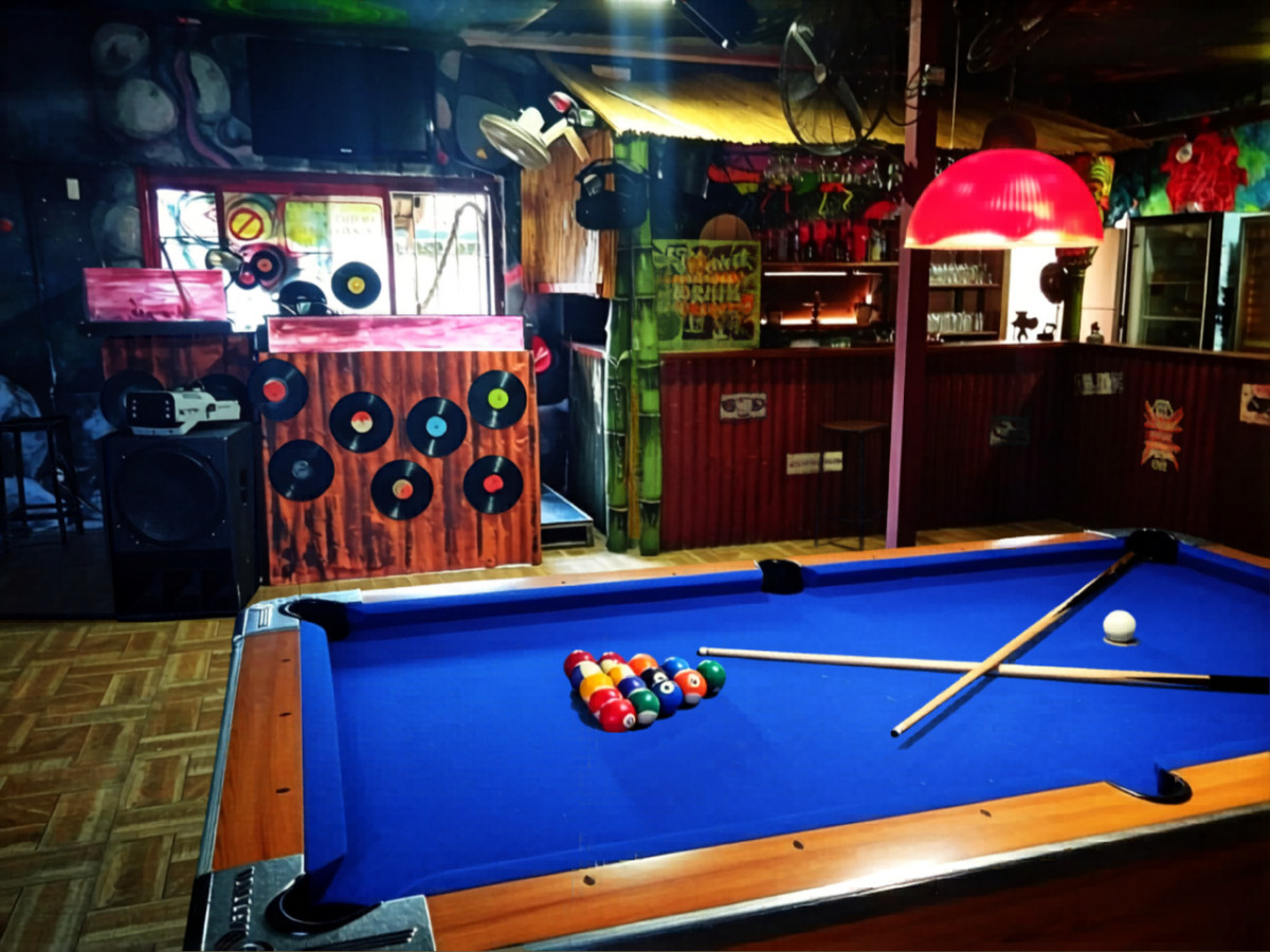 Casa ID.105 - Local Comercial en Alquiler | Ideal para Resto Bar, Eventos y Emprendimientos