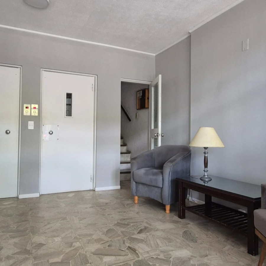 Casa ID.77 - Apartamento en Venta sobre Av. General Flores | Colonia del Sacramento U$S 195.000 | 3 Dormitorios | Balcón | Excelente Ubicación