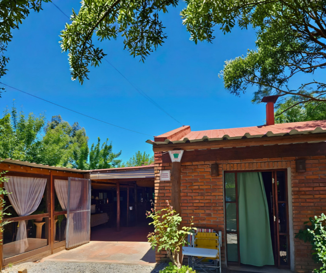 Casa ID.4 -  Casa en Alquiler Anual - Colonia del Sacramento