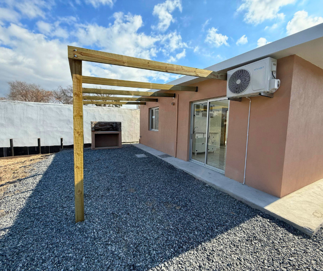 Casa ID.20 - Casa en Alquiler Anual - Barrio Privado, Colonia del Sacramento