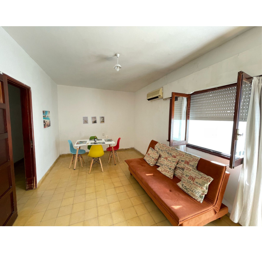 Casa ID.67 - Casa en Venta en el Centro de Colonia del Sacramento 2 Dormitorios | Parrillero | Ubicación Céntrica