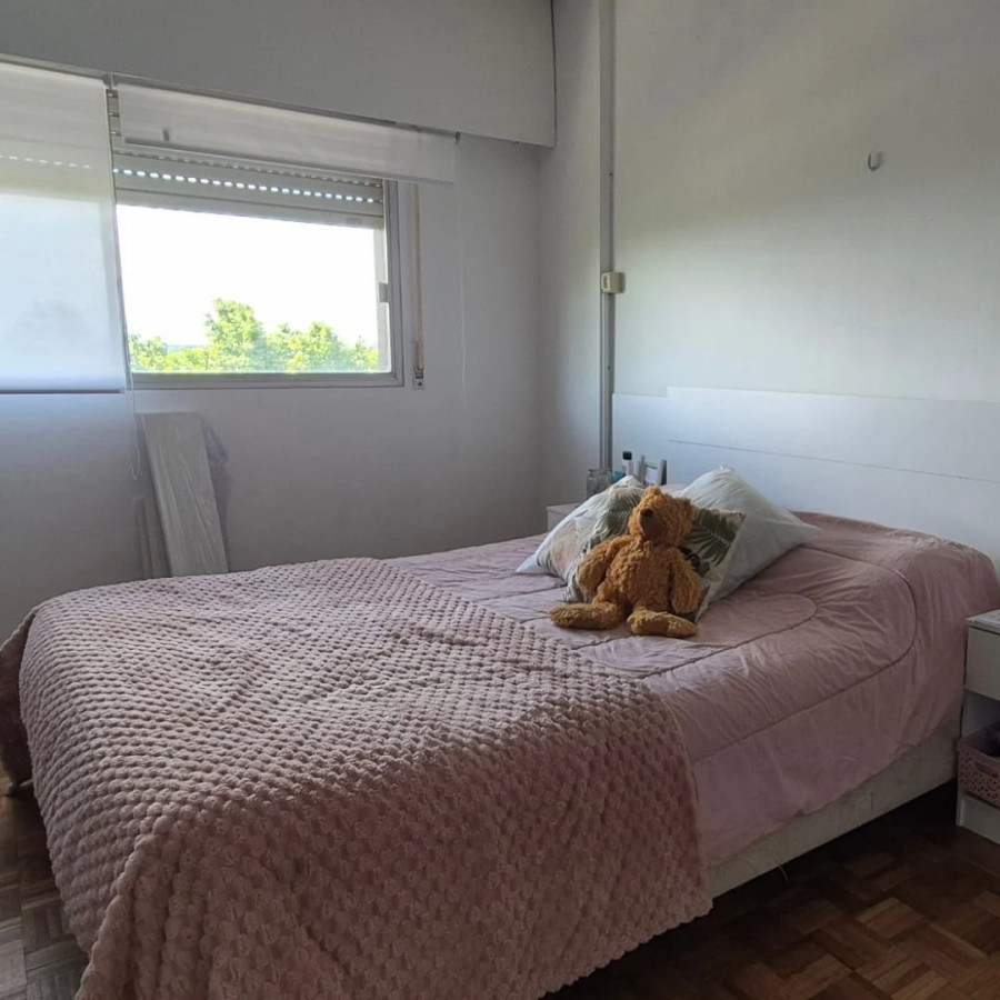 Casa ID.77 - Apartamento en Venta sobre Av. General Flores | Colonia del Sacramento U$S 195.000 | 3 Dormitorios | Balcón | Excelente Ubicación