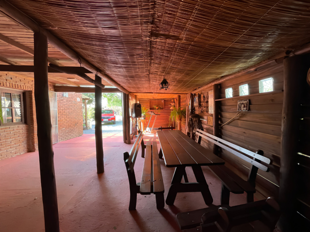 Casa ID.4 -  Casa en Alquiler Anual - Colonia del Sacramento