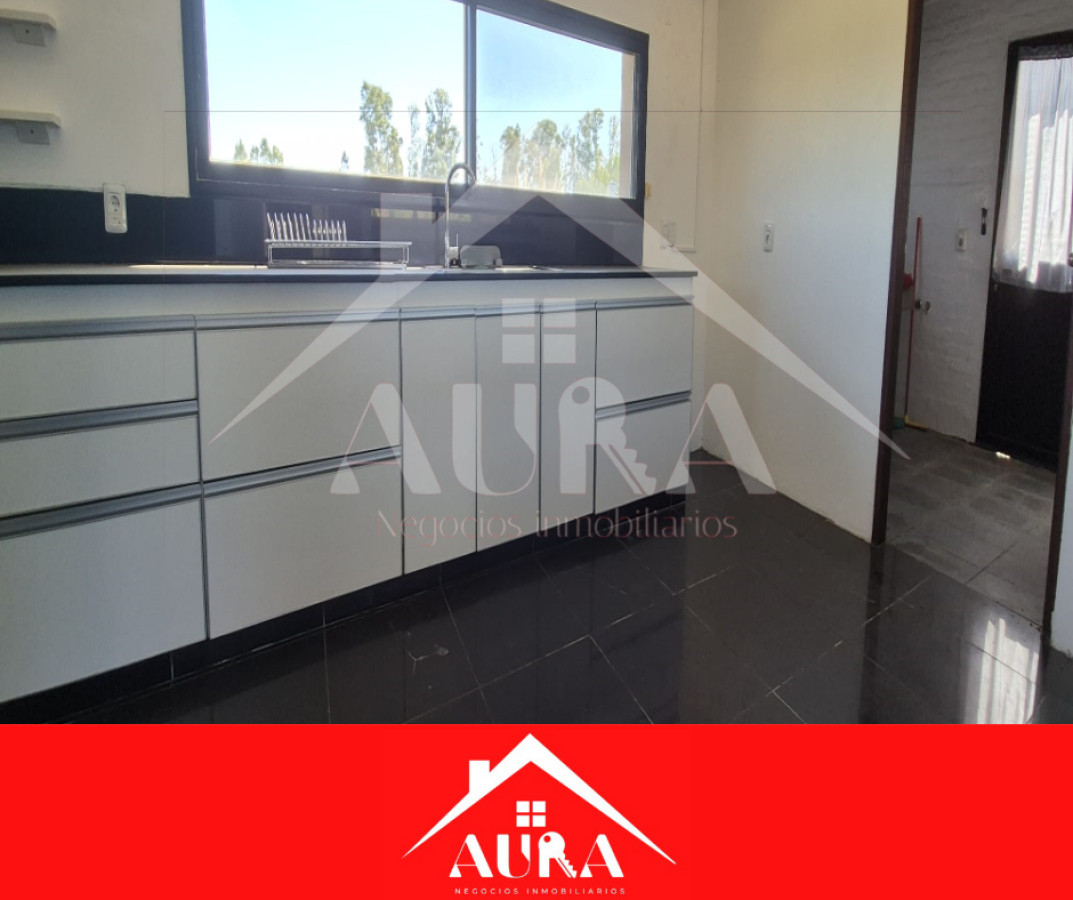 Casa ID.93 - Casa en Alquiler en Barrio Sheraton – Colonia del Sacramento