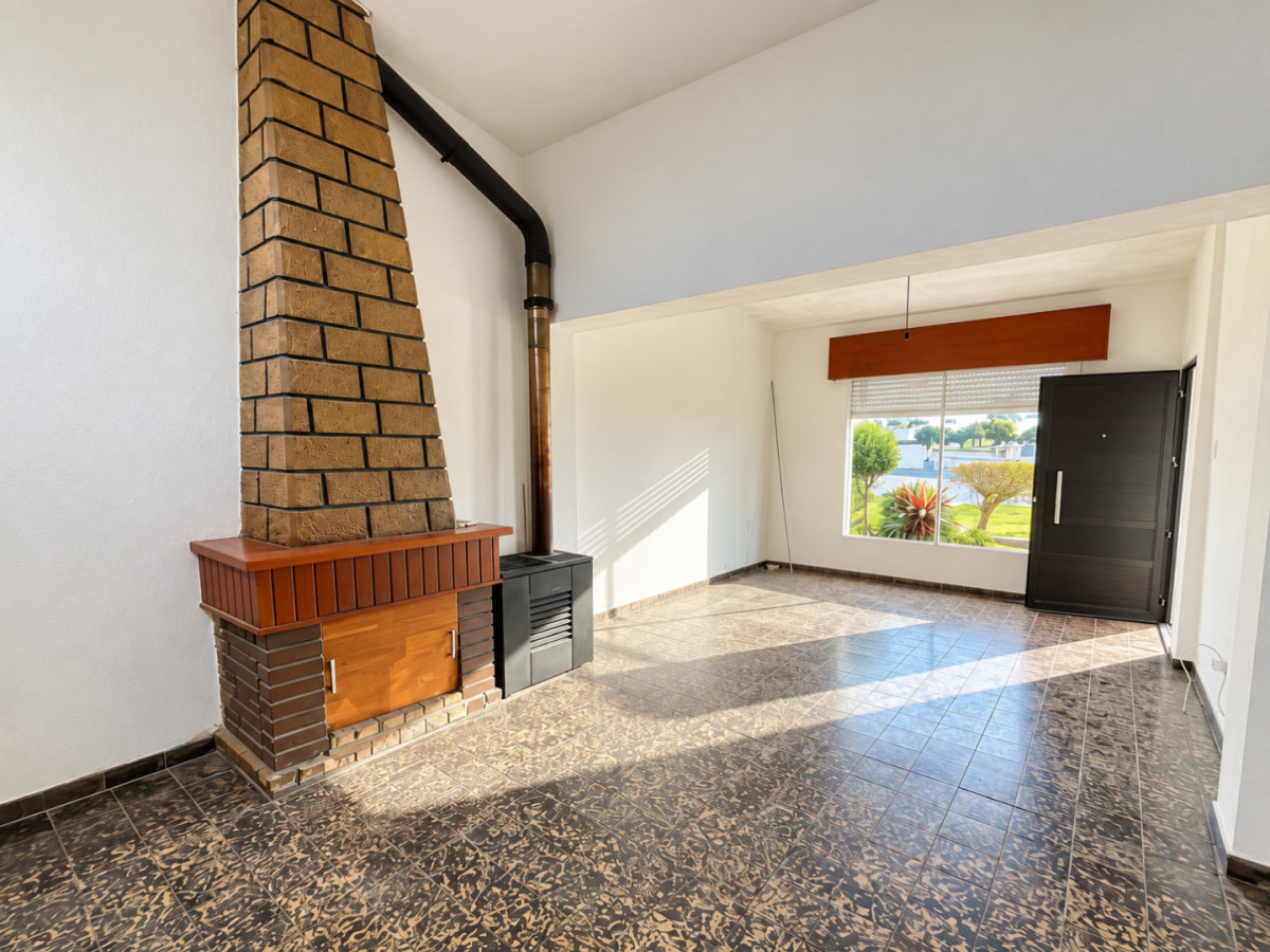 Casa ID.253 - 3 CASAS EN UN MISMO PADRÓN 