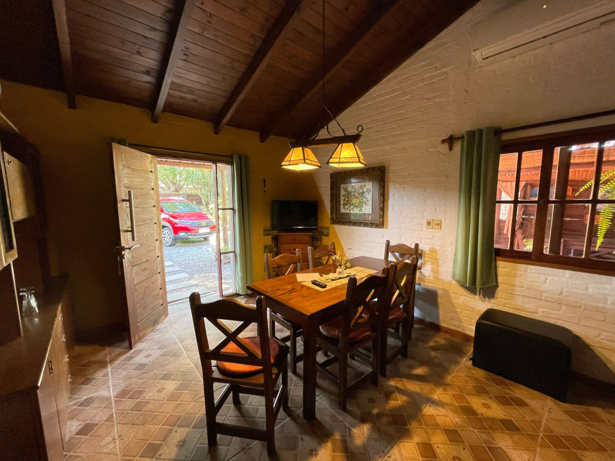 Casa ID.4 -  Casa en Alquiler Anual - Colonia del Sacramento