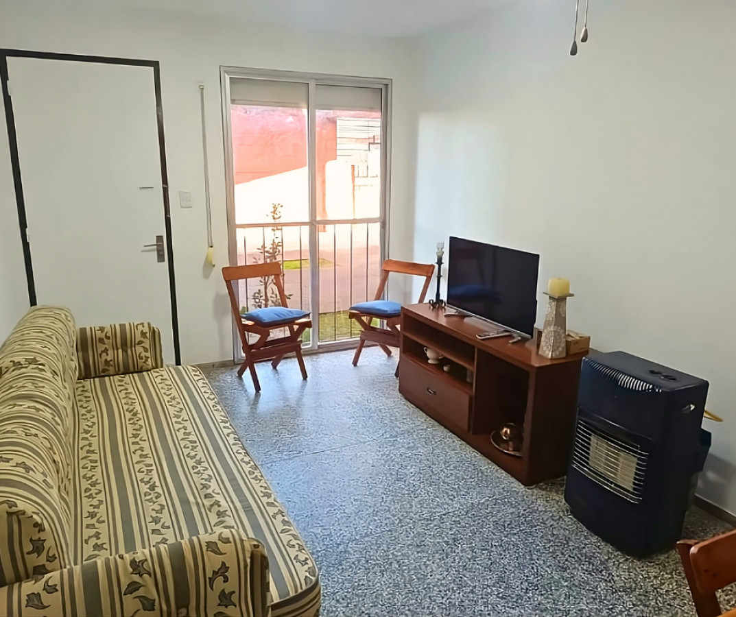 Casa ID.166 - Casa en Alquiler - Calle Soriano, Colonia del Sacramento