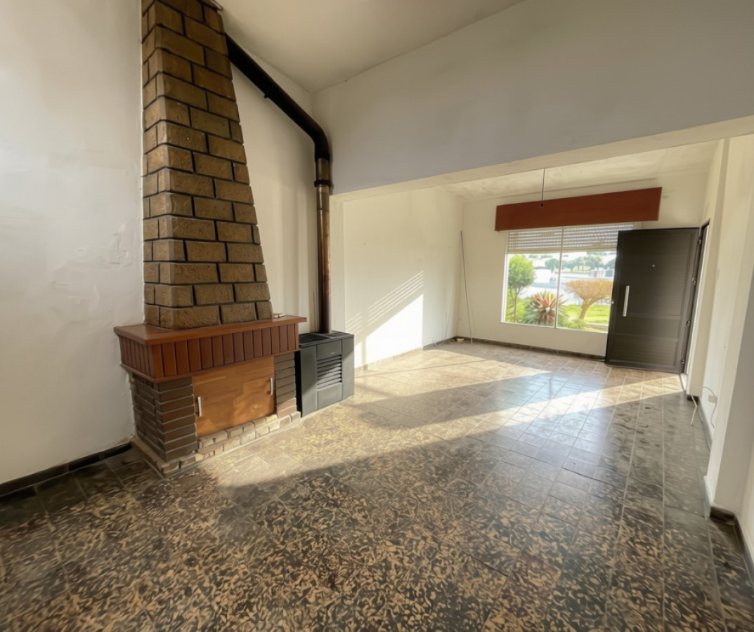 Casa ID.253 - 3 CASAS EN UN MISMO PADRÓN 