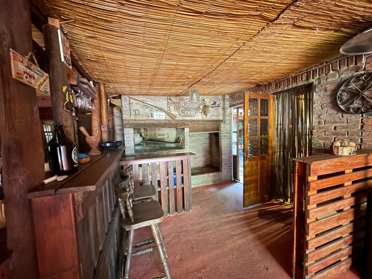 Casa ID.4 -  Casa en Alquiler Anual - Colonia del Sacramento