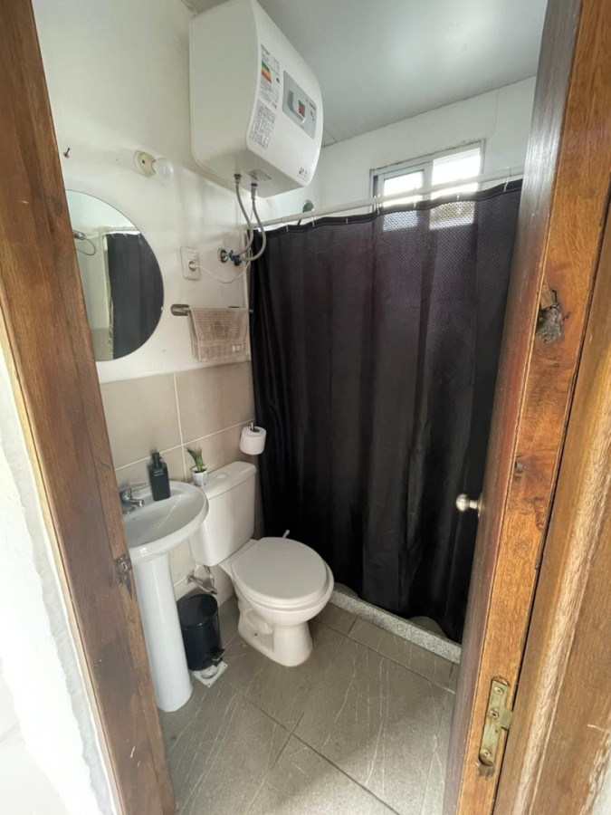 Casa ID.234 - En Alquiler: Casa de Dos Dormitorios