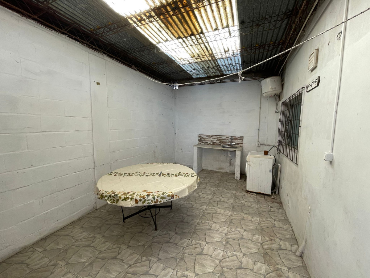 Casa ID.52 - Casa en Venta | 2 Dormitorios + galpón de 200m²| Precio: U$D 160.000