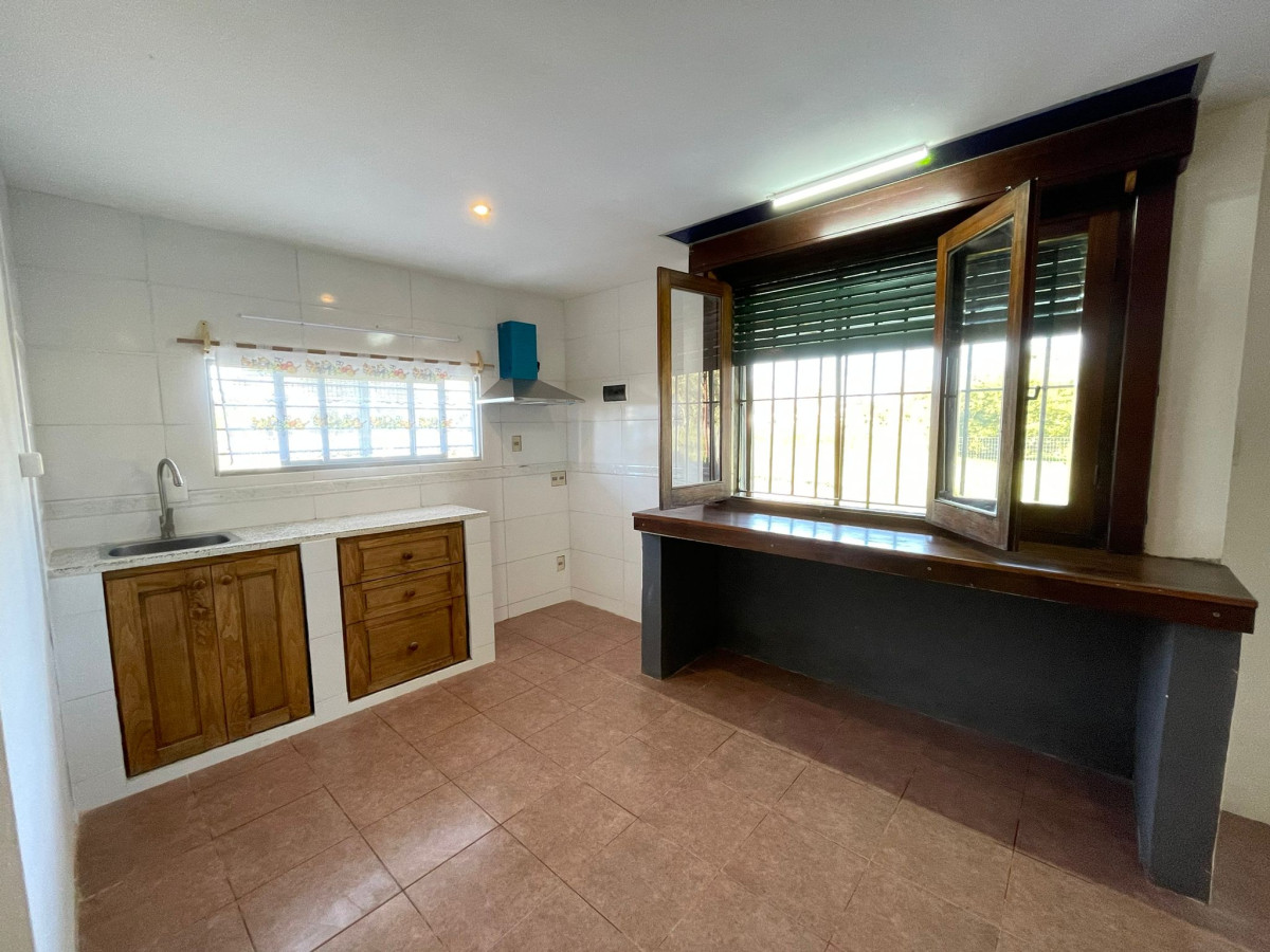 Casa ID.127 - Casa en Alquiler – 1 Dormitorio con Patio y Alero | $22.000 mensuales