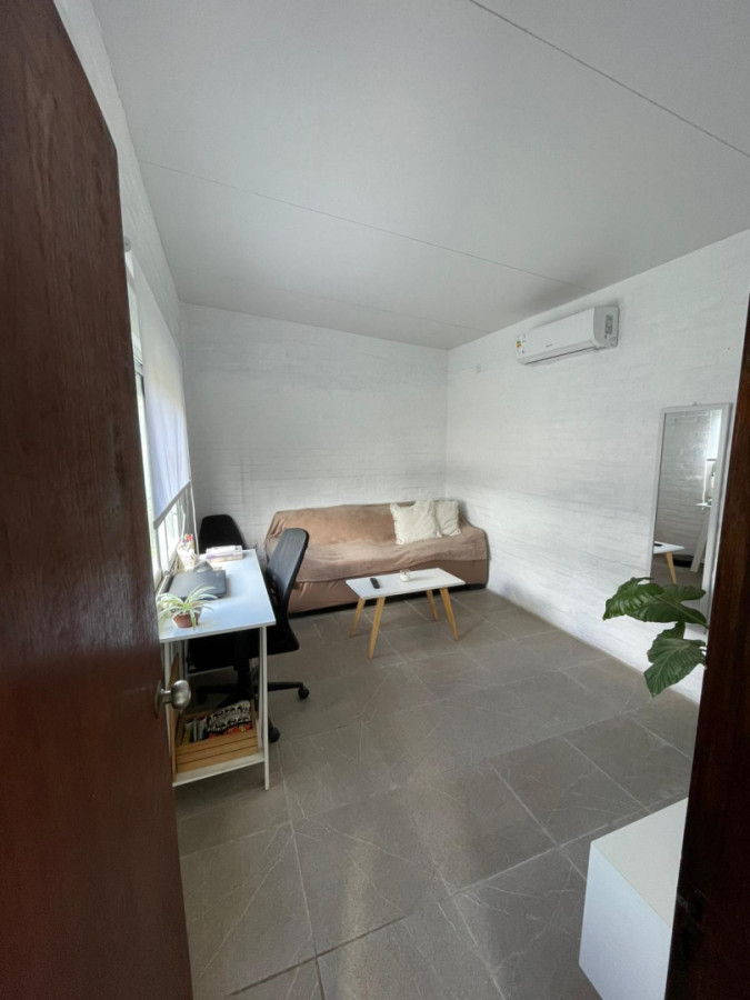 Casa ID.234 - En Alquiler: Casa de Dos Dormitorios