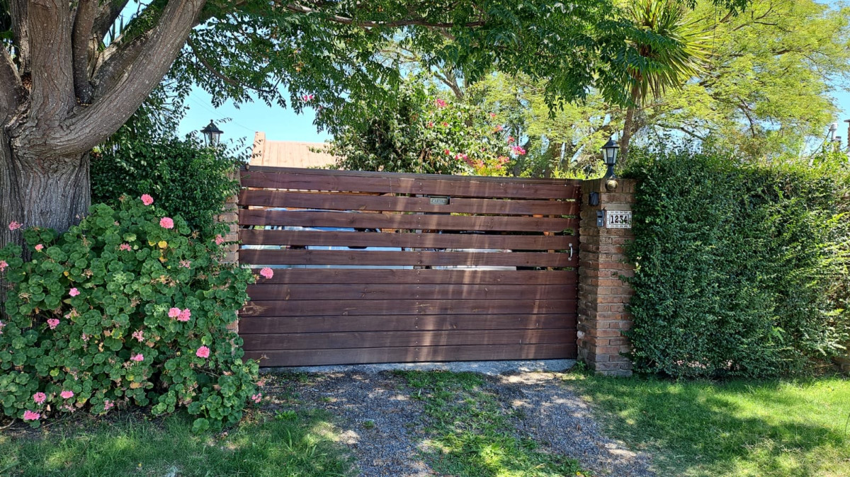 Casa ID.4 -  Casa en Alquiler Anual - Colonia del Sacramento