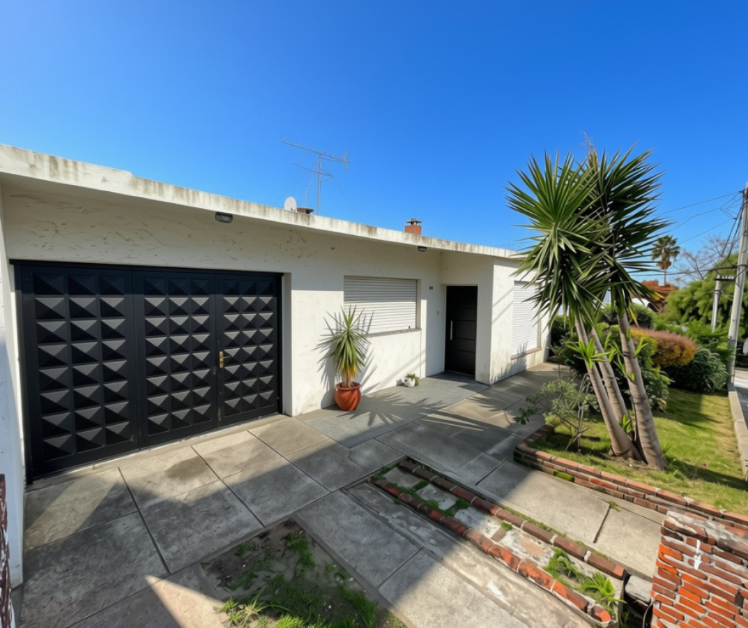 Casa ID.253 - 3 CASAS EN UN MISMO PADRÓN 