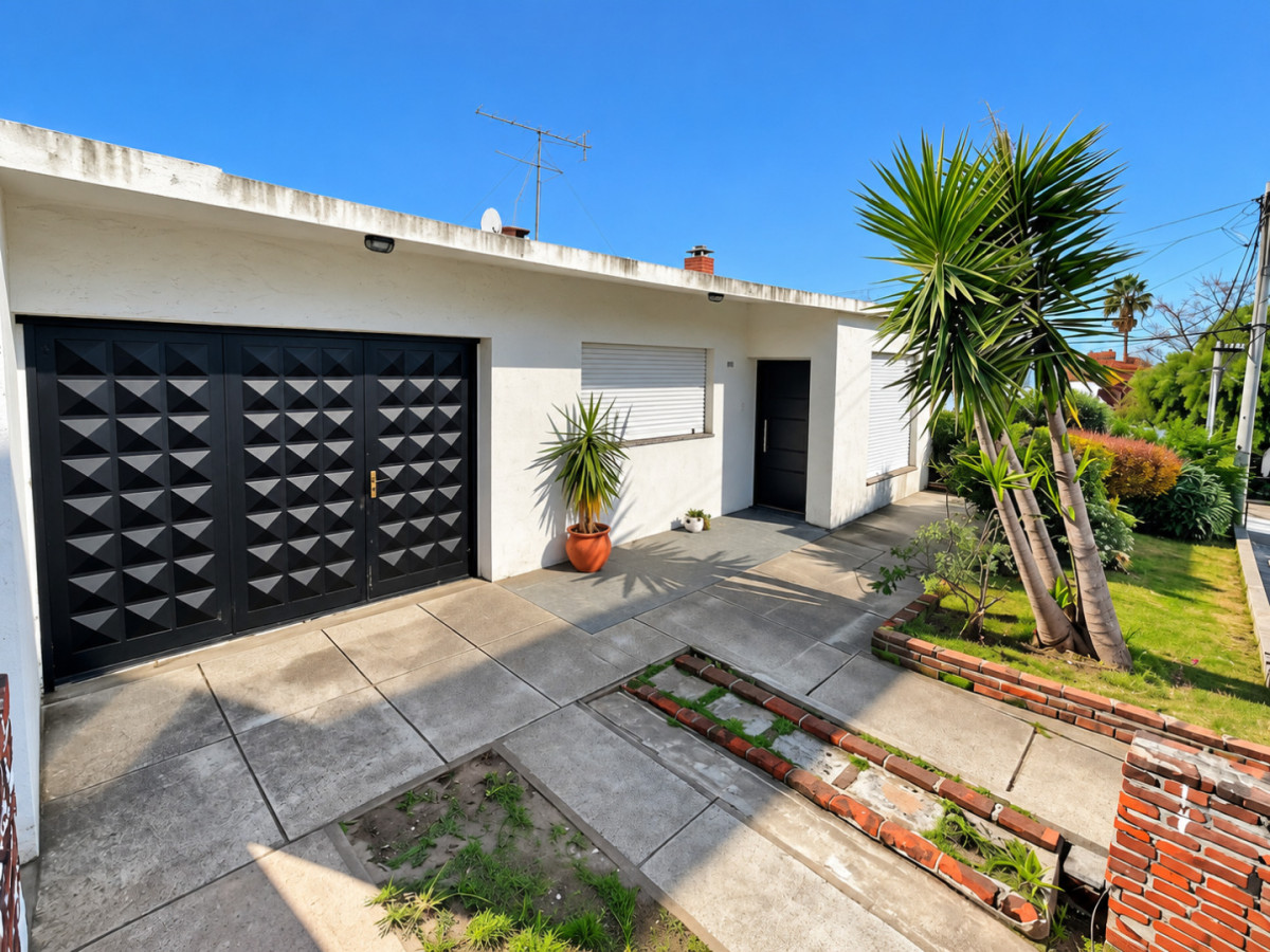 Casa ID.253 - 3 CASAS EN UN MISMO PADRÓN 