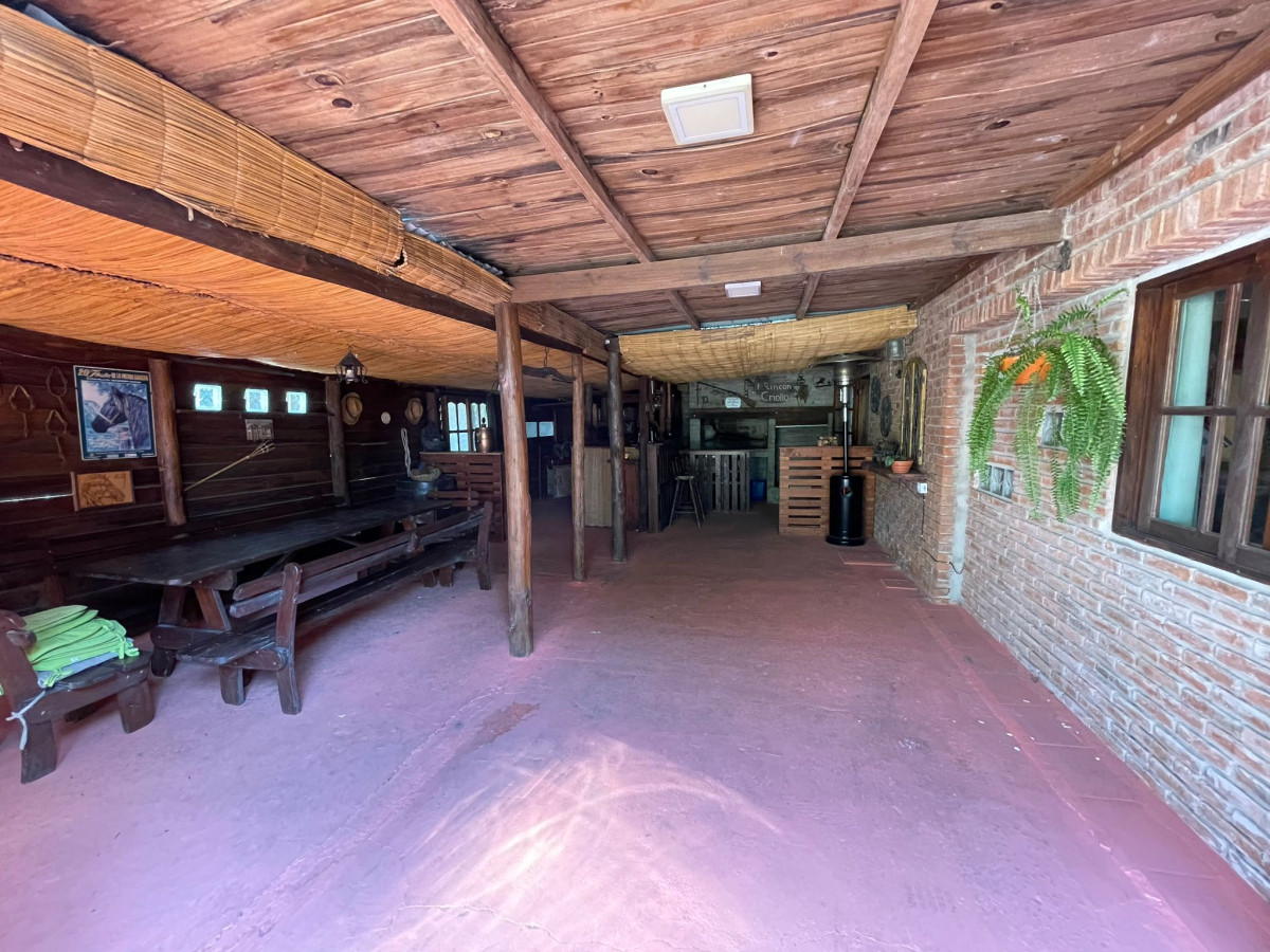 Casa ID.4 -  Casa en Alquiler Anual - Colonia del Sacramento