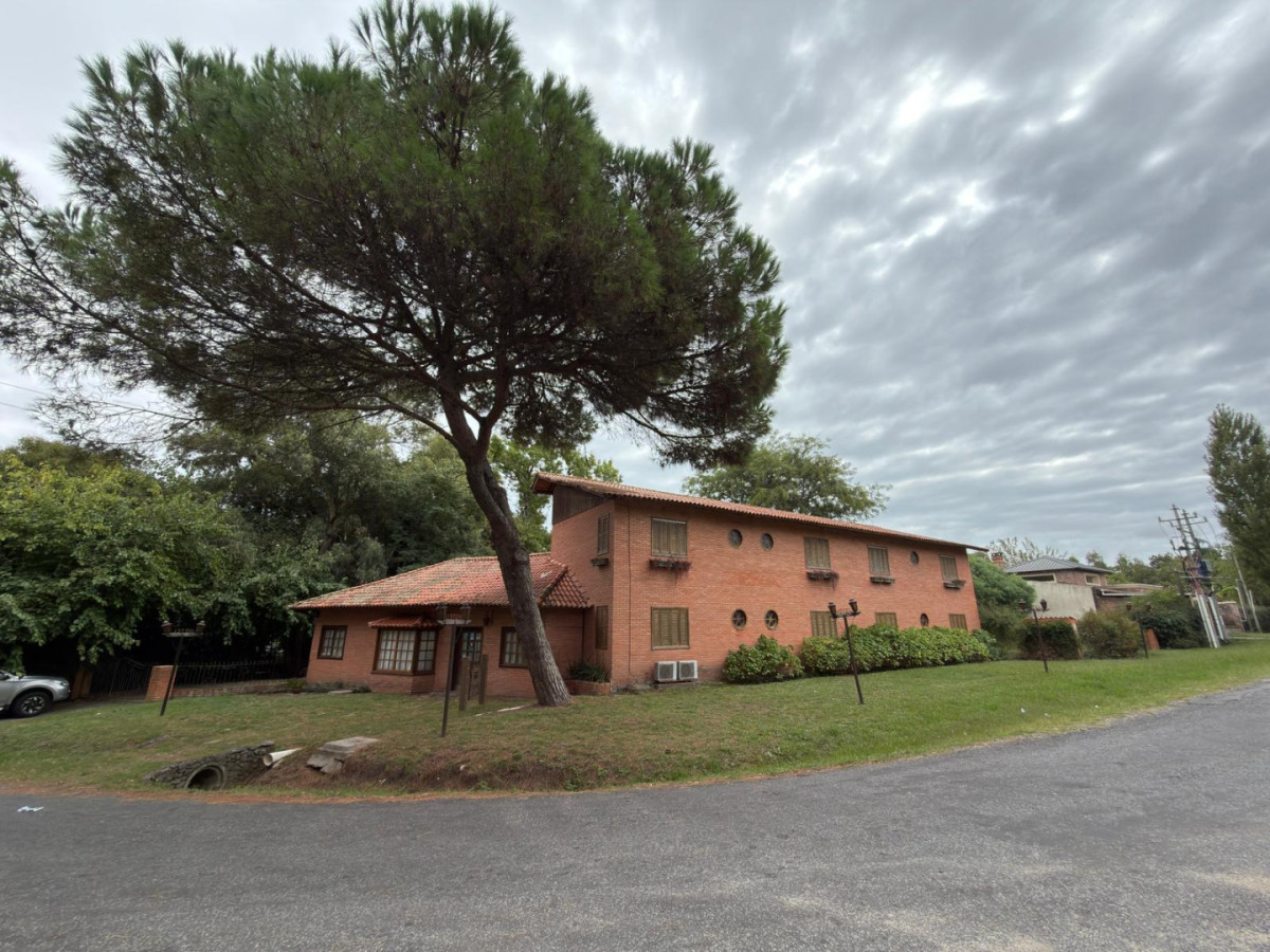 Casa ID.237 - ESPECTACULAR HOTEL EN ZONA BALENARIA 