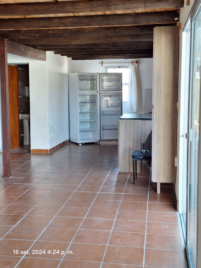 Casa ID.61 - Casa en Alquiler de Dos Plantas Próxima a Zona Franca y Balneario Ferrando | Colonia del Sacramento