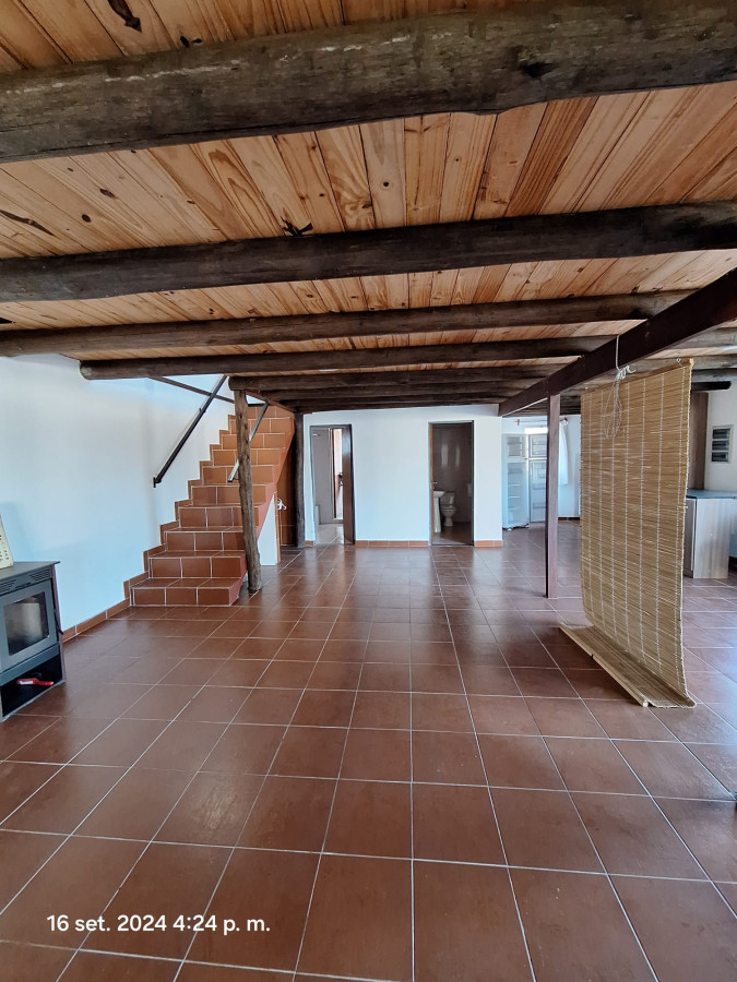 Casa ID.61 - Casa en Alquiler de Dos Plantas Próxima a Zona Franca y Balneario Ferrando | Colonia del Sacramento