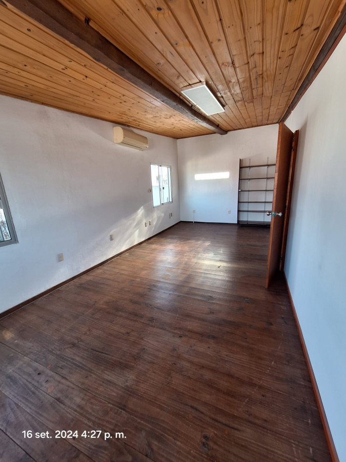 Casa ID.61 - Casa en Alquiler de Dos Plantas Próxima a Zona Franca y Balneario Ferrando | Colonia del Sacramento