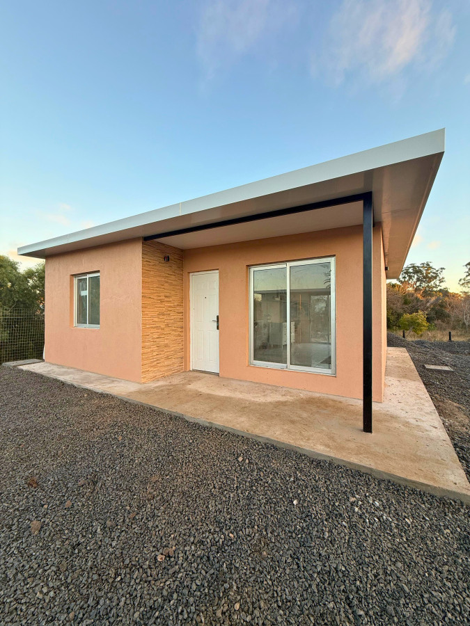 Casa ID.148 - CASA DE 2 DORMITORIOS A ESTRENAR