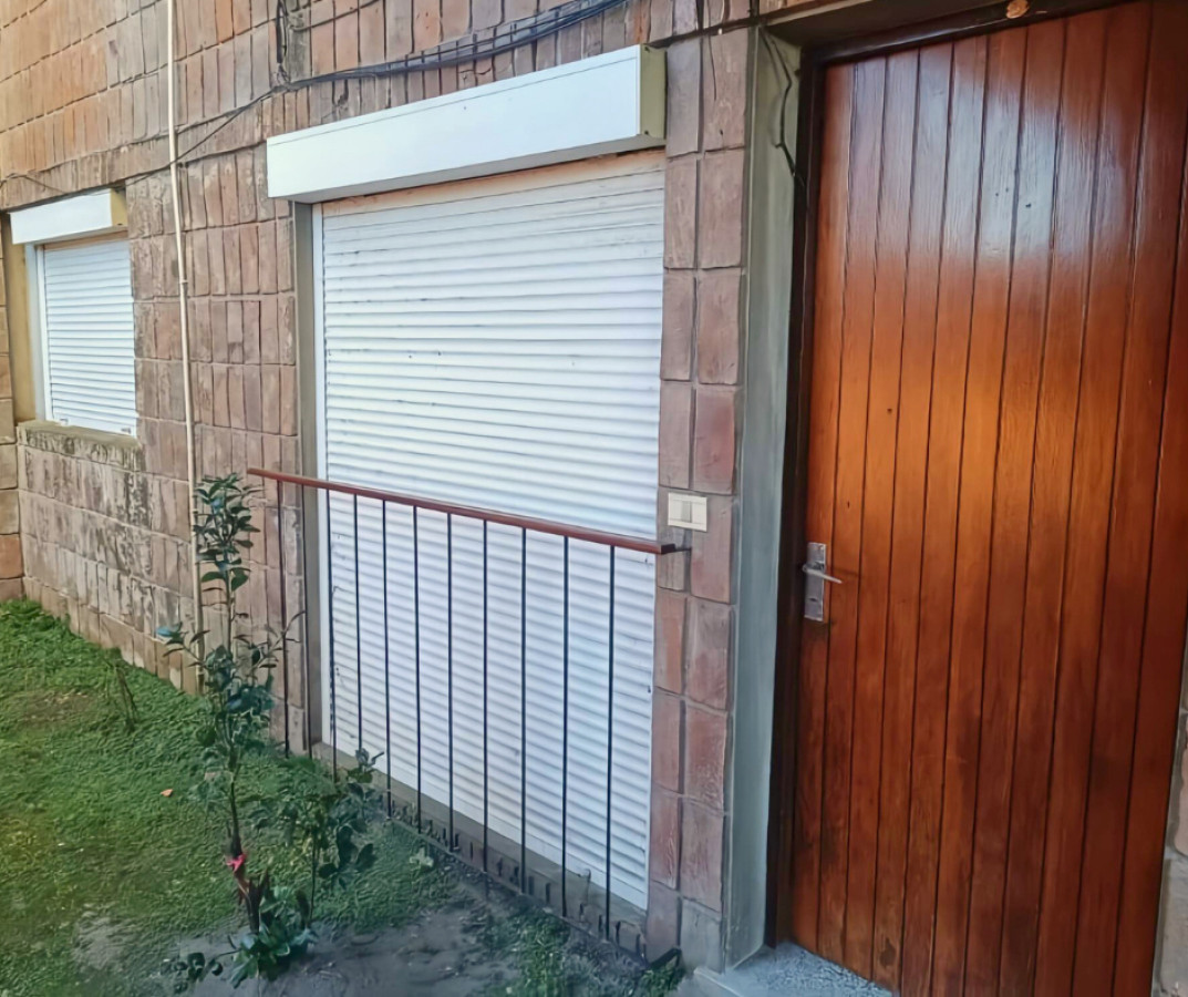 Casa ID.166 - Casa en Alquiler - Calle Soriano, Colonia del Sacramento