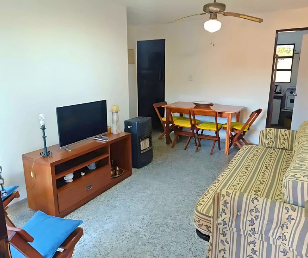 Casa ID.166 - Casa en Alquiler - Calle Soriano, Colonia del Sacramento