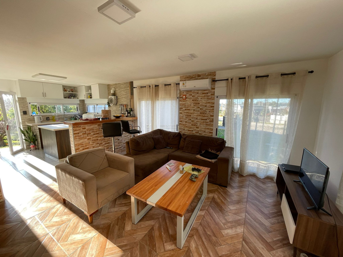 Casa ID.129 - Casa en Venta en Altos de San Carlos – Colonia del Sacramento