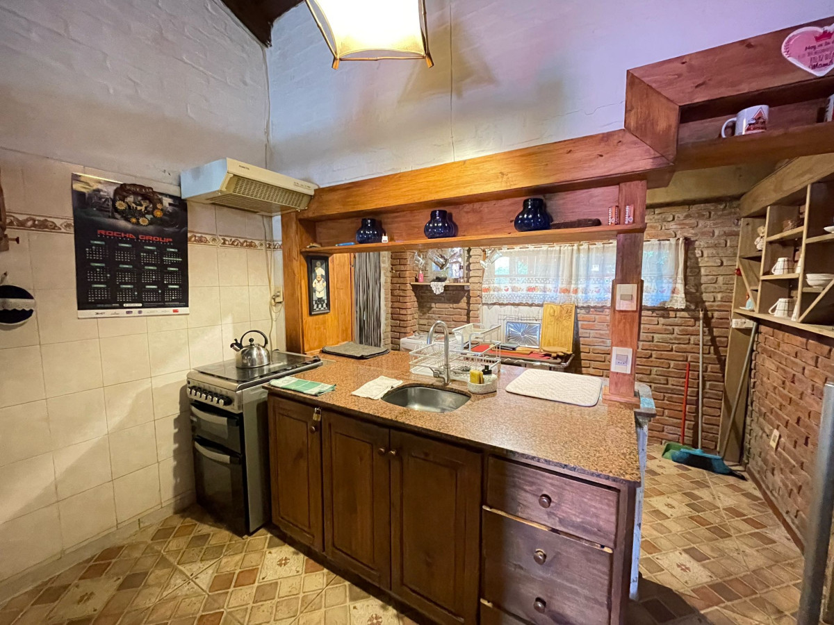 Casa ID.4 -  Casa en Alquiler Anual - Colonia del Sacramento