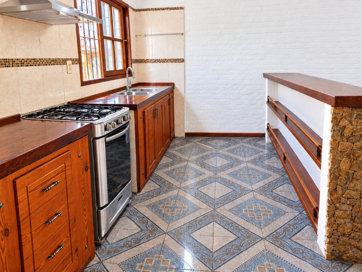 Casa ID.282 - EN ALQUILER-ZONA DEL DORADO