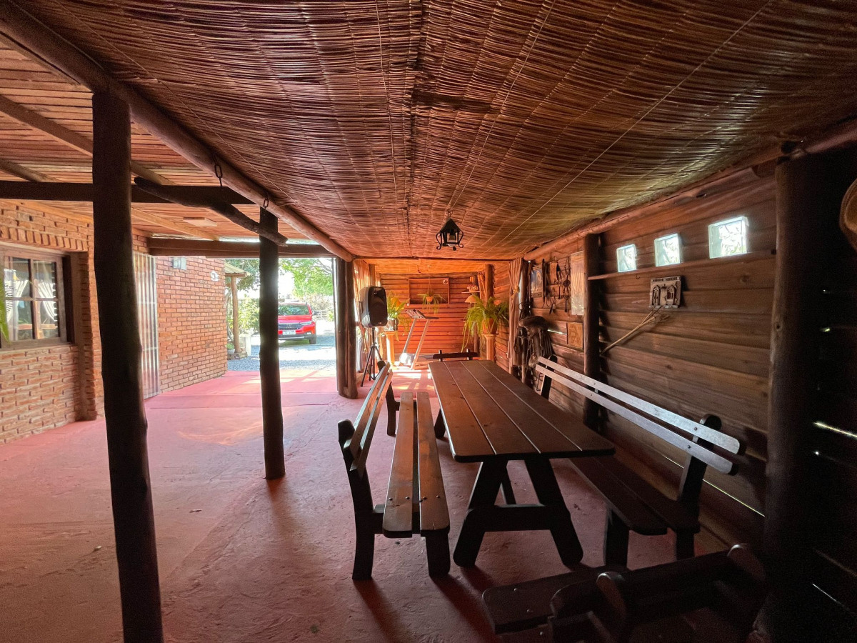 Casa ID.4 -  Casa en Alquiler Anual - Colonia del Sacramento