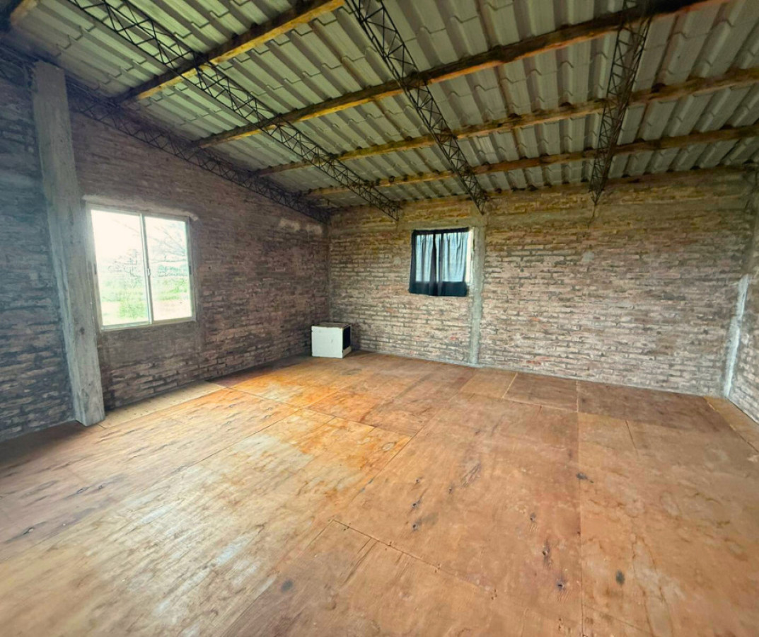 Casa ID.202 - ¡Gran oportunidad en la Radial de Rosario!