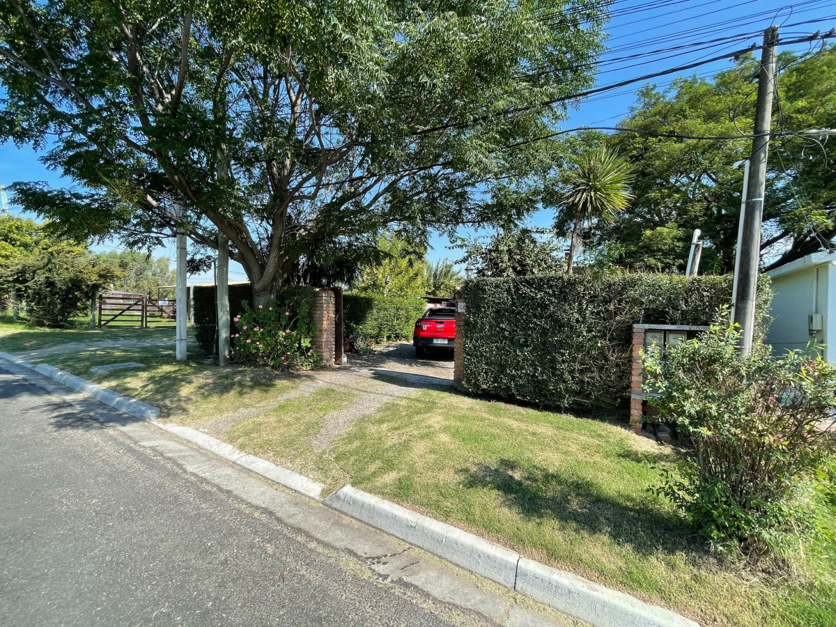 Casa ID.4 -  Casa en Alquiler Anual - Colonia del Sacramento
