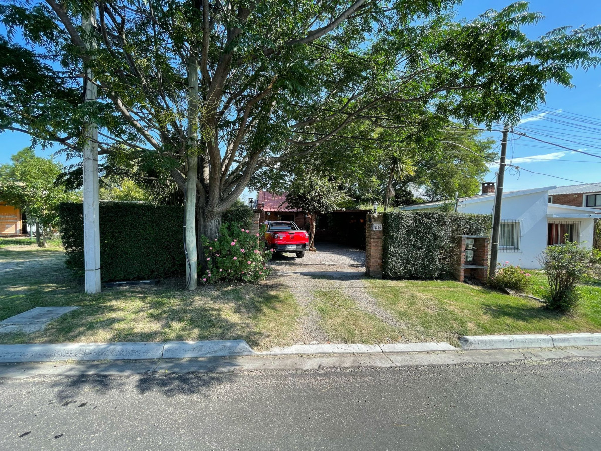 Casa ID.4 -  Casa en Alquiler Anual - Colonia del Sacramento