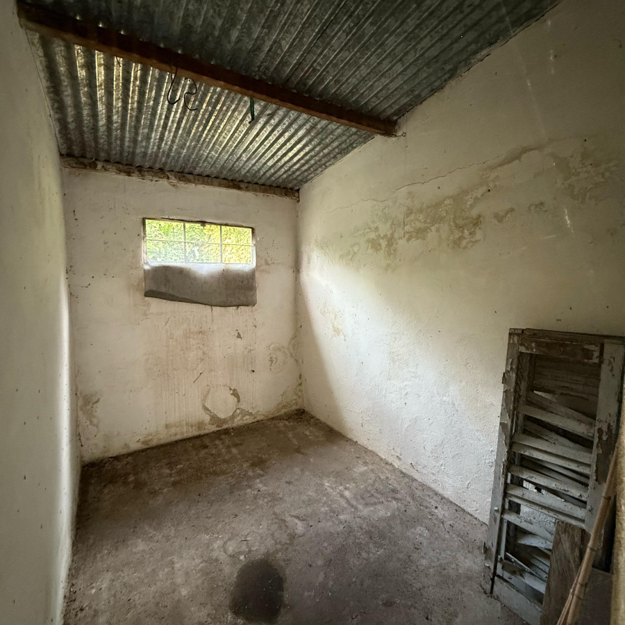 Casa ID.65 - Propiedad a Reciclar en el Corazón de Colonia del Sacramento Una Joya con Potencial Esperando a un Visionario