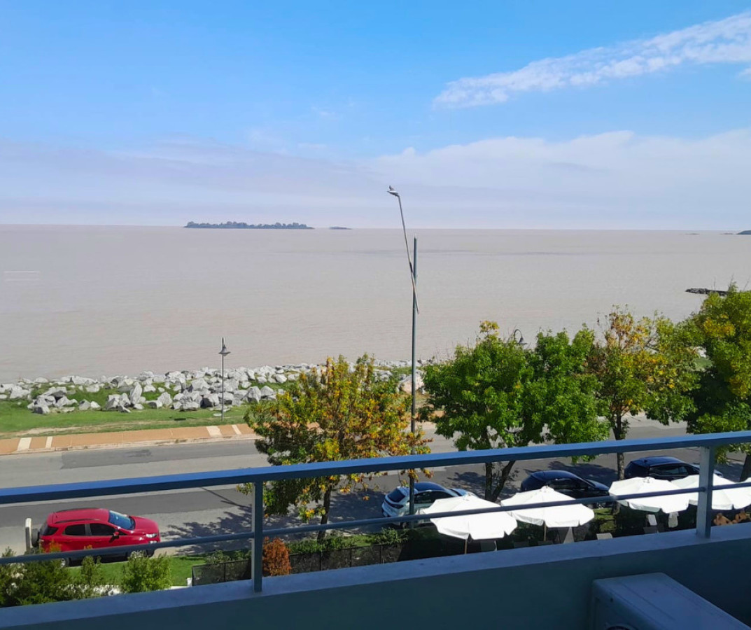 Casa ID.229 -  Loft en la Rambla Colonia