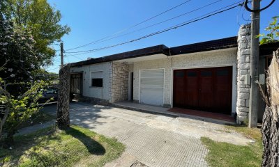 Casa Familiar + Apartamento Independiente | Precio Total: U$D 250.000