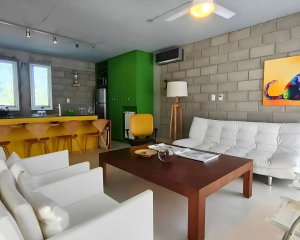 Apartamento en Venta ? 1er Piso  Ubicación: Calle Acuña de Figueroa, a metros de la Rambla Colonia del Sacramento | Precio: U$S 95.000