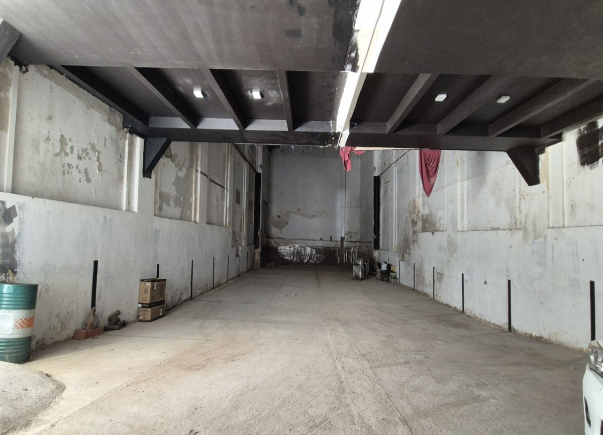 Local Comercial ID.109 - Ex Cine en Venta – Oportunidad Única en el Corazón de Colonia del Sacramento